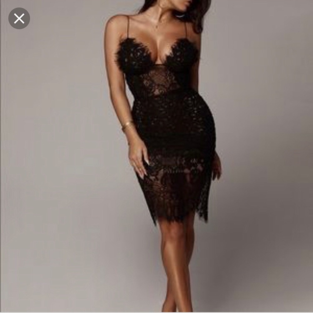 JLUXLABEL Black Lace Midi Dress